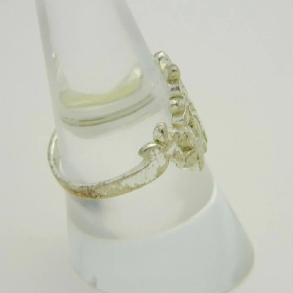 .925 Sterling Silver Thailand Signed Flower Ring